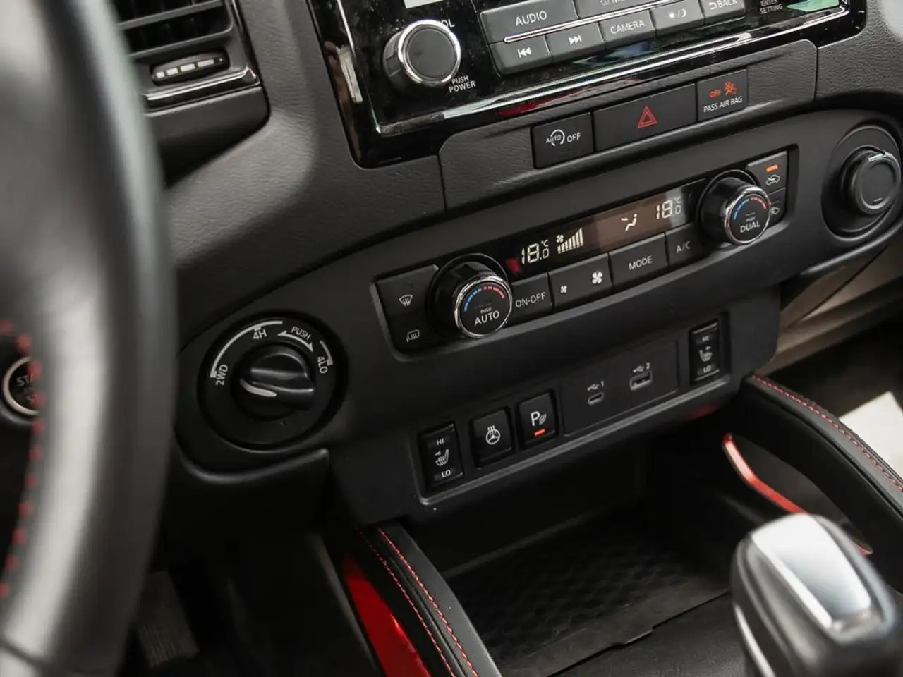 Nissan Frontier снимка Nissan Frontier