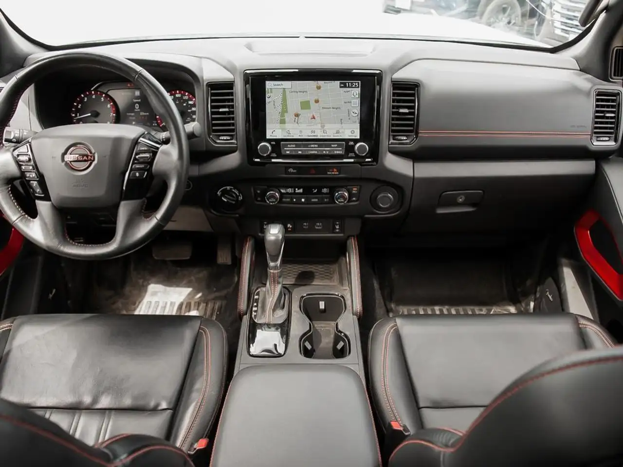 Nissan Frontier снимка Nissan Frontier