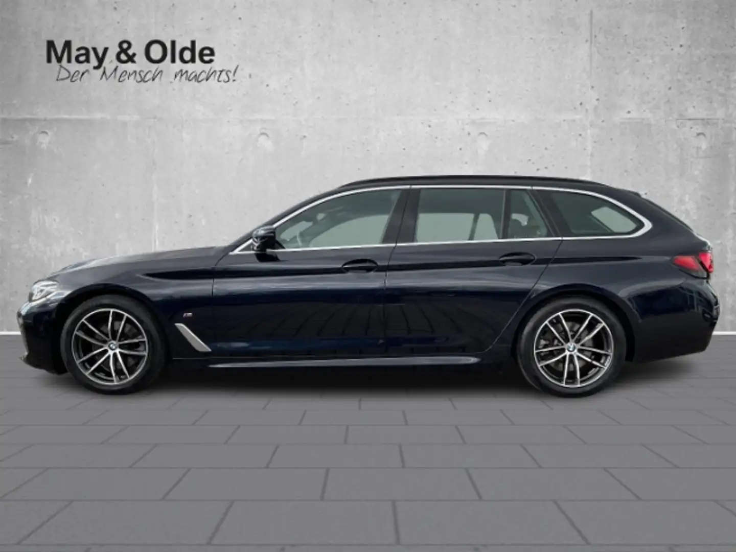 BMW 520 d Touring Aut M Sport Leder LED Navi SHZ PDC Zwart - 2