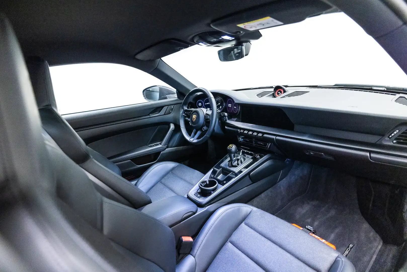 Porsche 992 4.0 GT3 Touring Excl. BPM Dealer auto Gris - 2