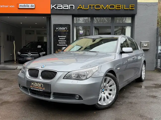 BMW 523 523i/LEDER/XENON/S-DACH/NAVI/KLIMA/SHZ/PDC