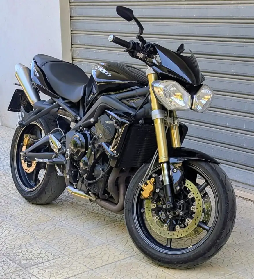Triumph Street Triple 675