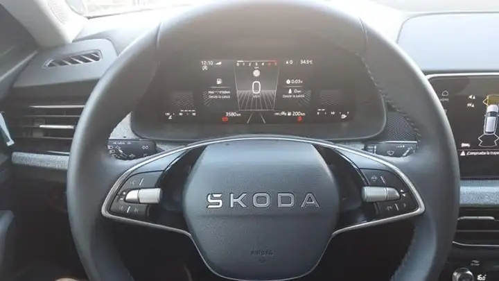 Škoda Kamiq 1.0 TSI Selection 2026, foto 7