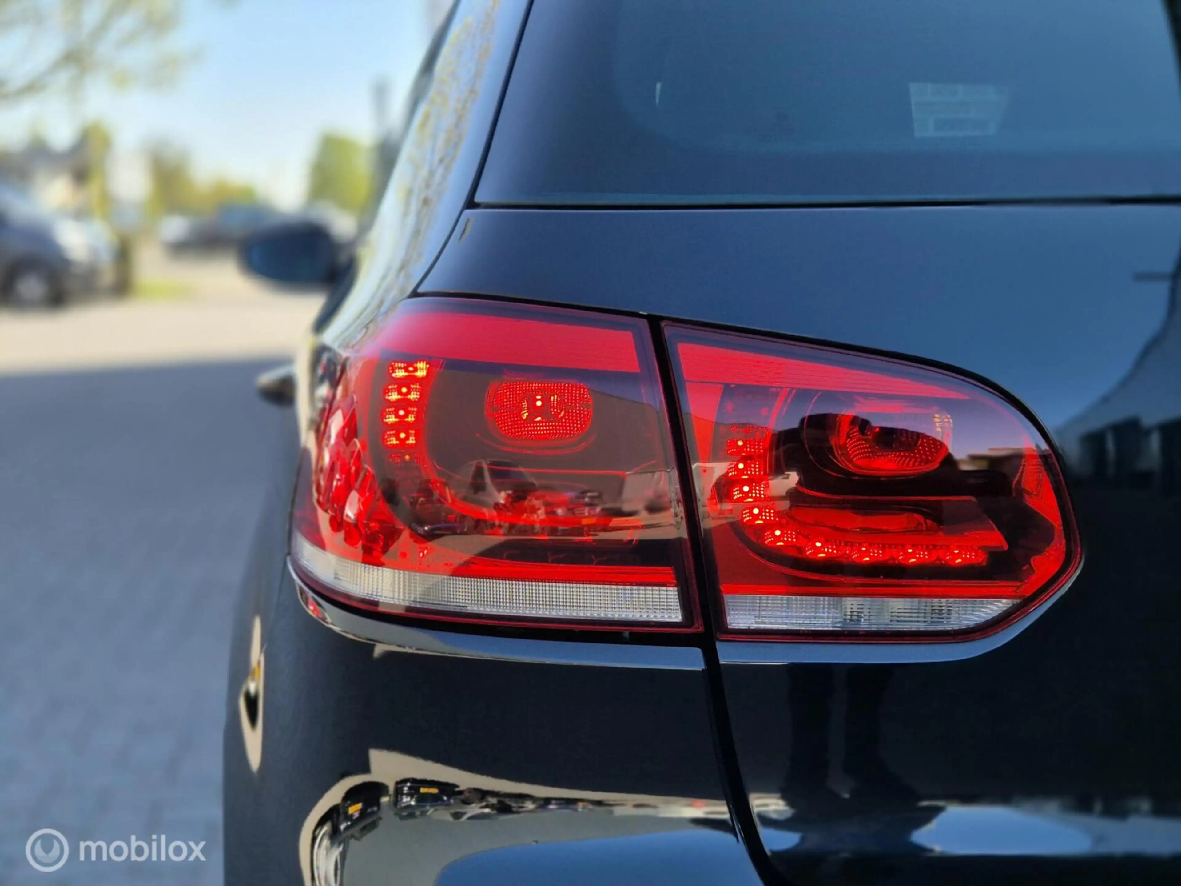 Volkswagen Golf GTI 2.0 DSG | CARLPAY | SPORTUITLAAT | 19'' | NAVI | X — photo 10