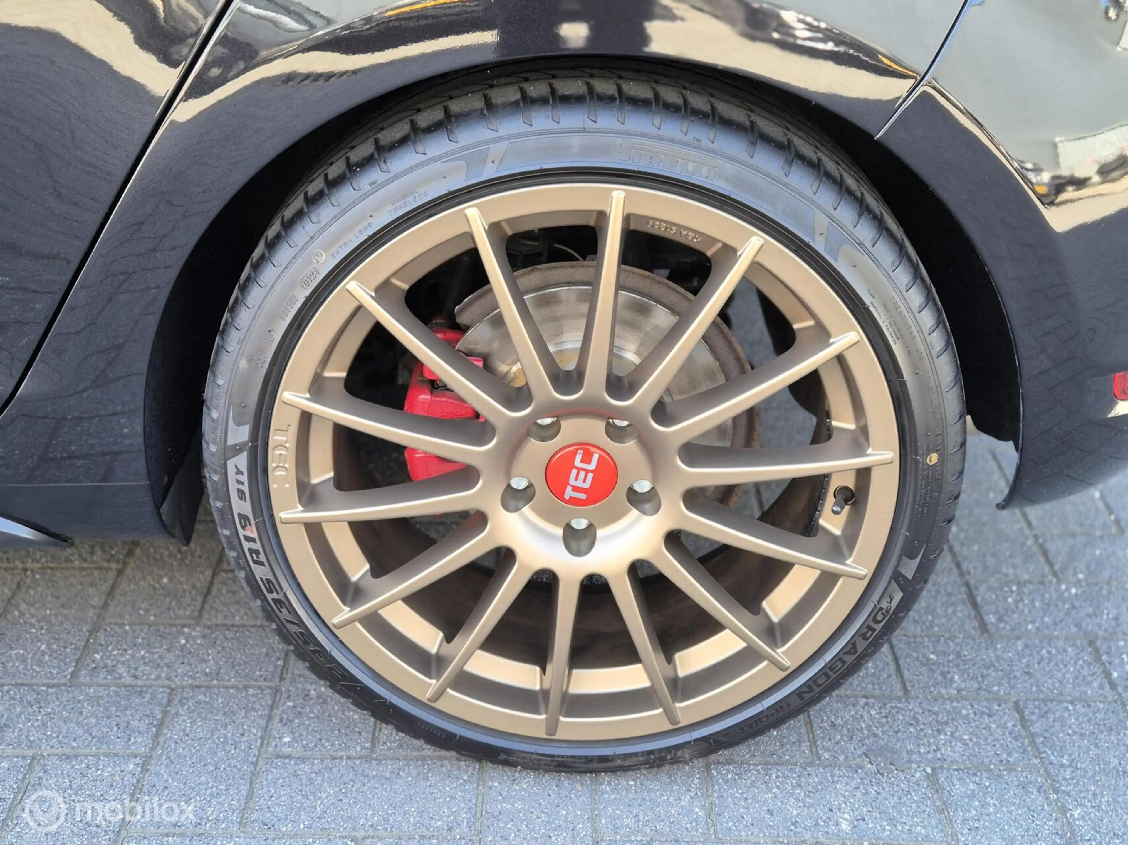 Volkswagen Golf GTI 2.0 DSG | CARLPAY | SPORTUITLAAT | 19'' | NAVI | X — photo 12