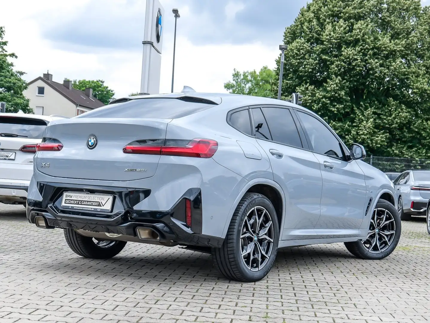 BMW X4 xDrive20i M Sport LC Prof. AHK LED HiFi RFK DAB Grey - 2