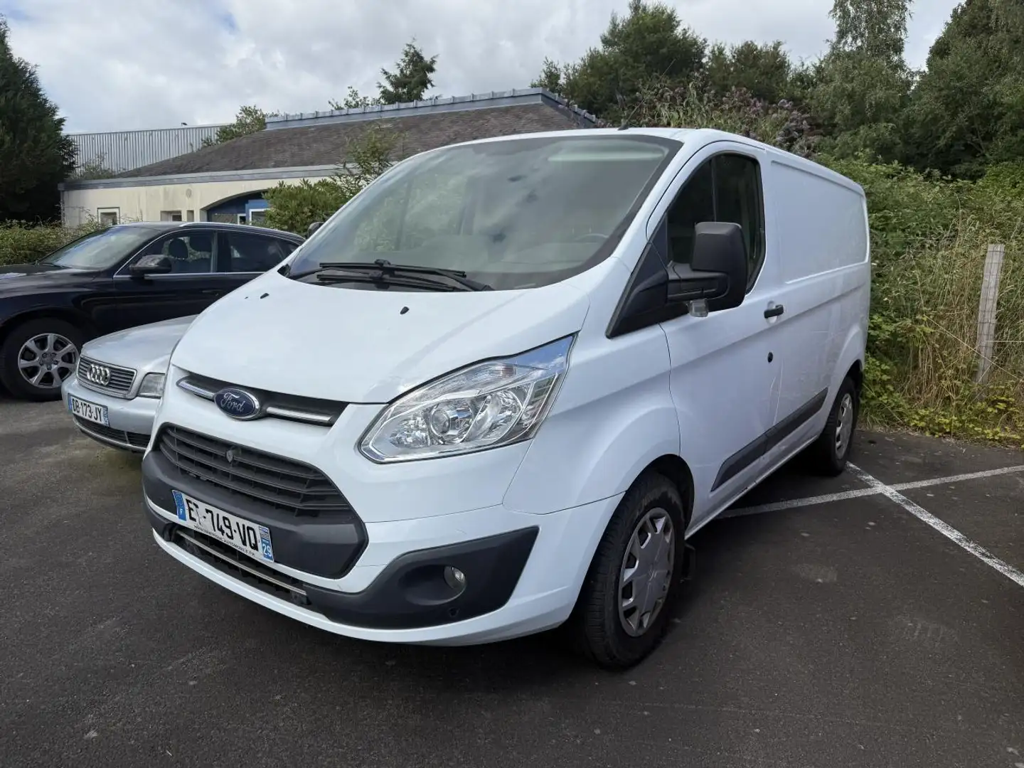 Ford Tourneo Custom Transit Custom 2.0 TDCi - 130 TRANSIT CUSTOM FOURG Blanc - 1