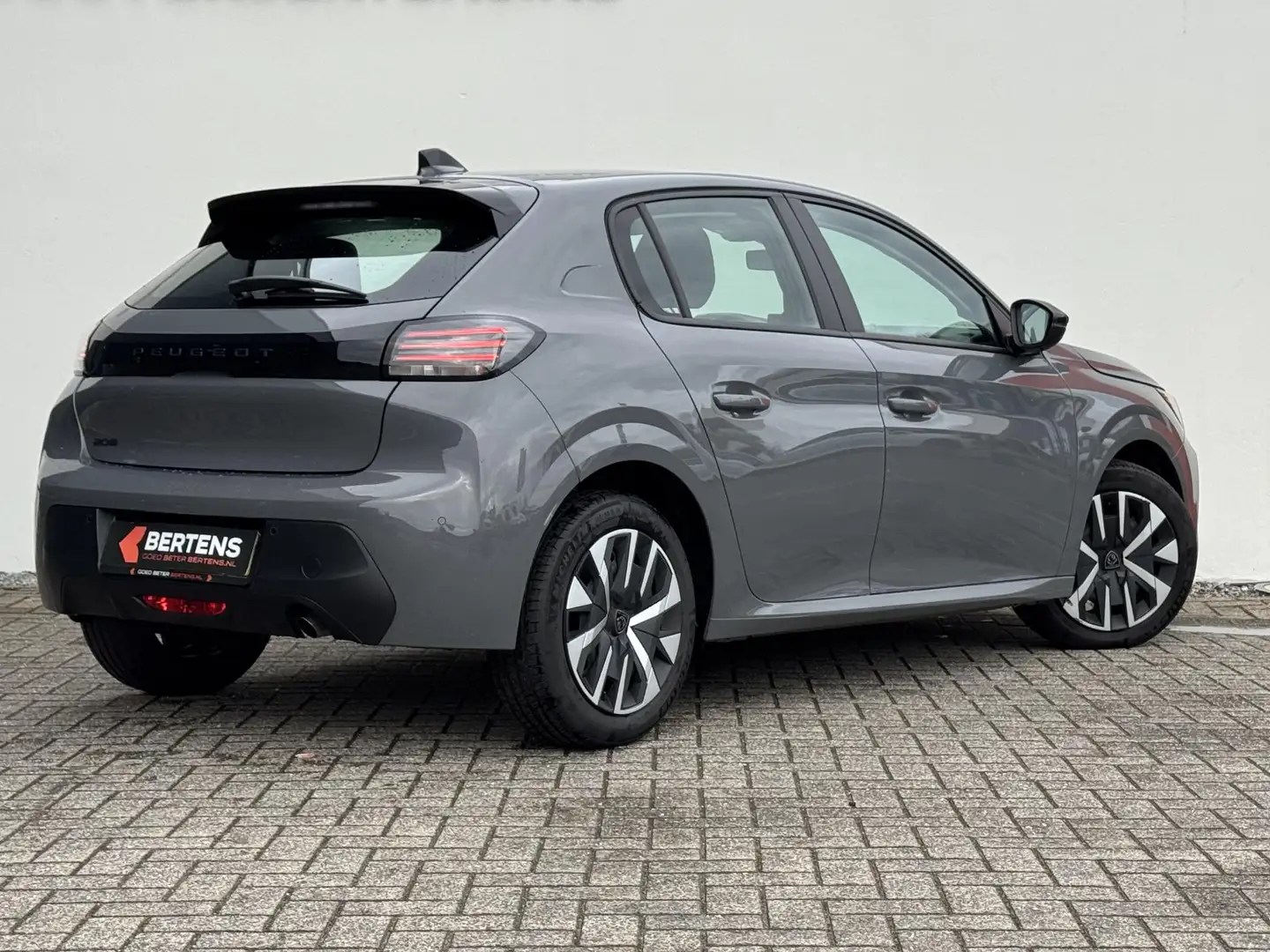 Peugeot 208 1.2 PT 100 Active | Apple Caplay | Prijs is rijkla Grau - 2