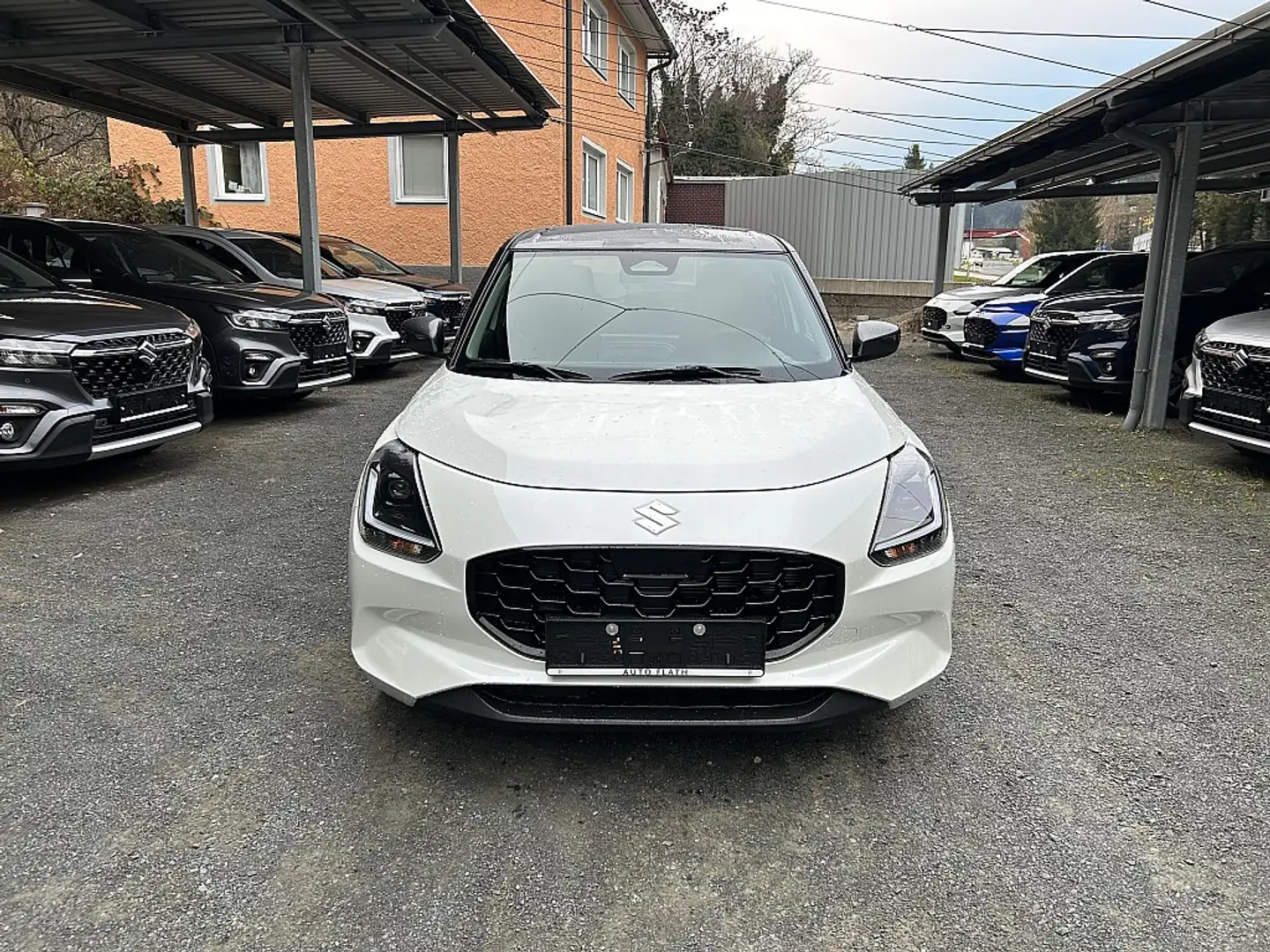 Suzuki Swift 1,2 Hybrid Allgrip Shine Weiß - 2