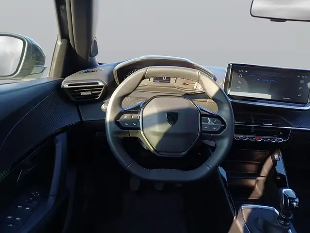 Peugeot 2008 view 13