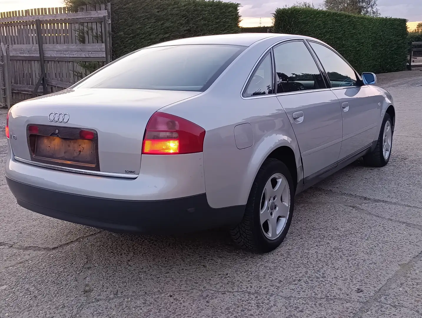 Audi A6 A6/Benzine/ Automaat/Full options ✅ Argent - 2