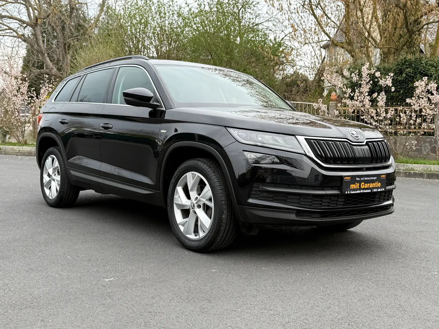 Skoda Kodiaq Soleil-VOLLLEDER-NAVI-DSG-1.HAND Schwarz - 2