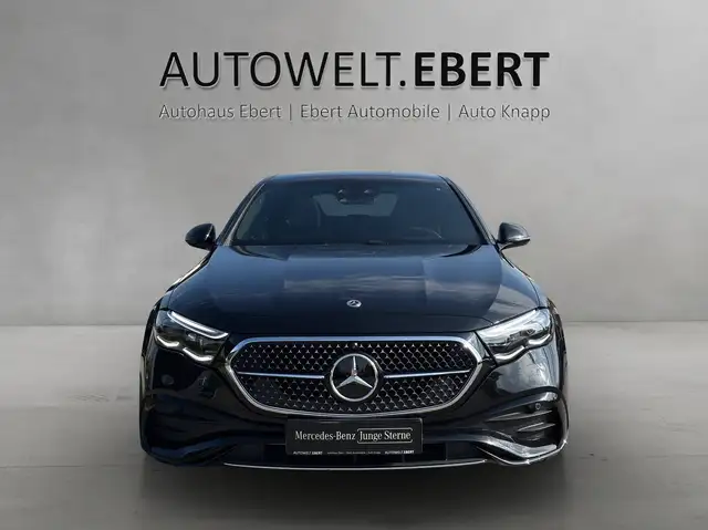 Mercedes-Benz E-Class view 6