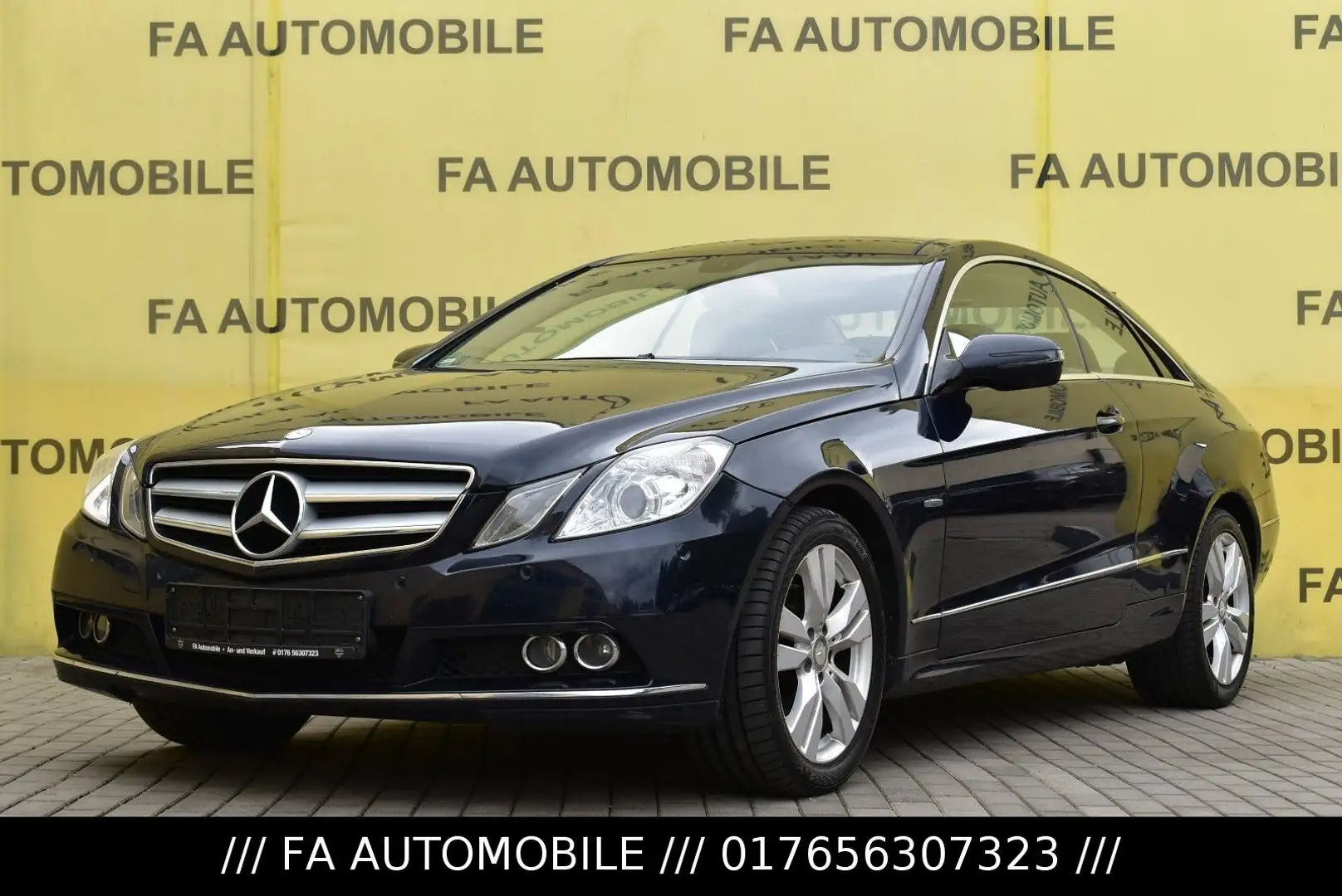 Mercedes-Benz E 350 CDI Coupe BE/Leder/PANORAMA/NAVI/SHZ/PDC/ Синій - 1