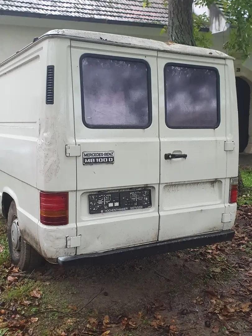Mercedes-Benz MB 100 D - 2