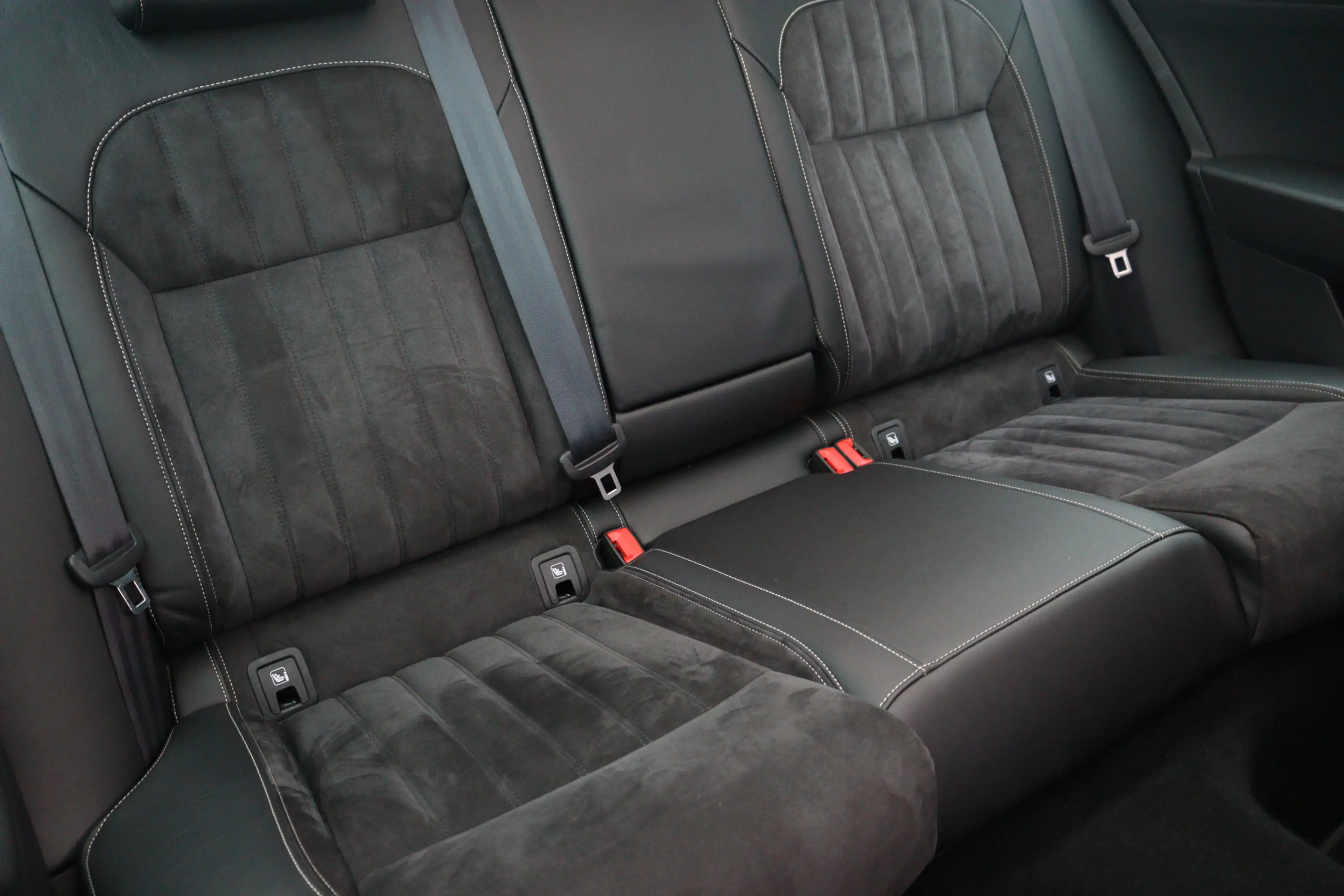 Skoda Superb Combi 1.4 TSI iV Business Edition Plus | Trekhaak — photo 16