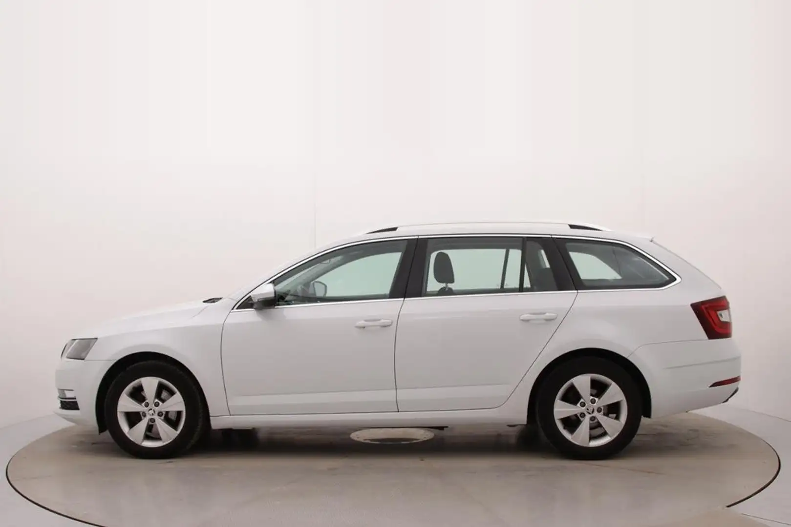 Skoda Octavia Combi 1.5 TSI Greentech Style | Automaat | Trekhaa Wit - 2