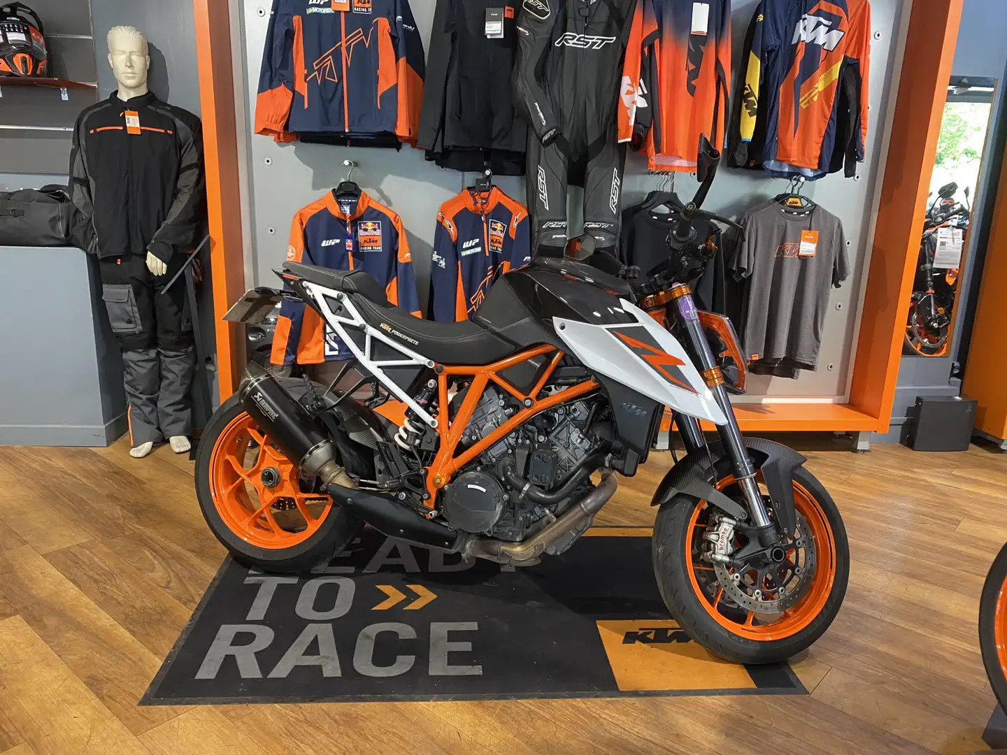 KTM 1290 Super Duke R Noir - 1