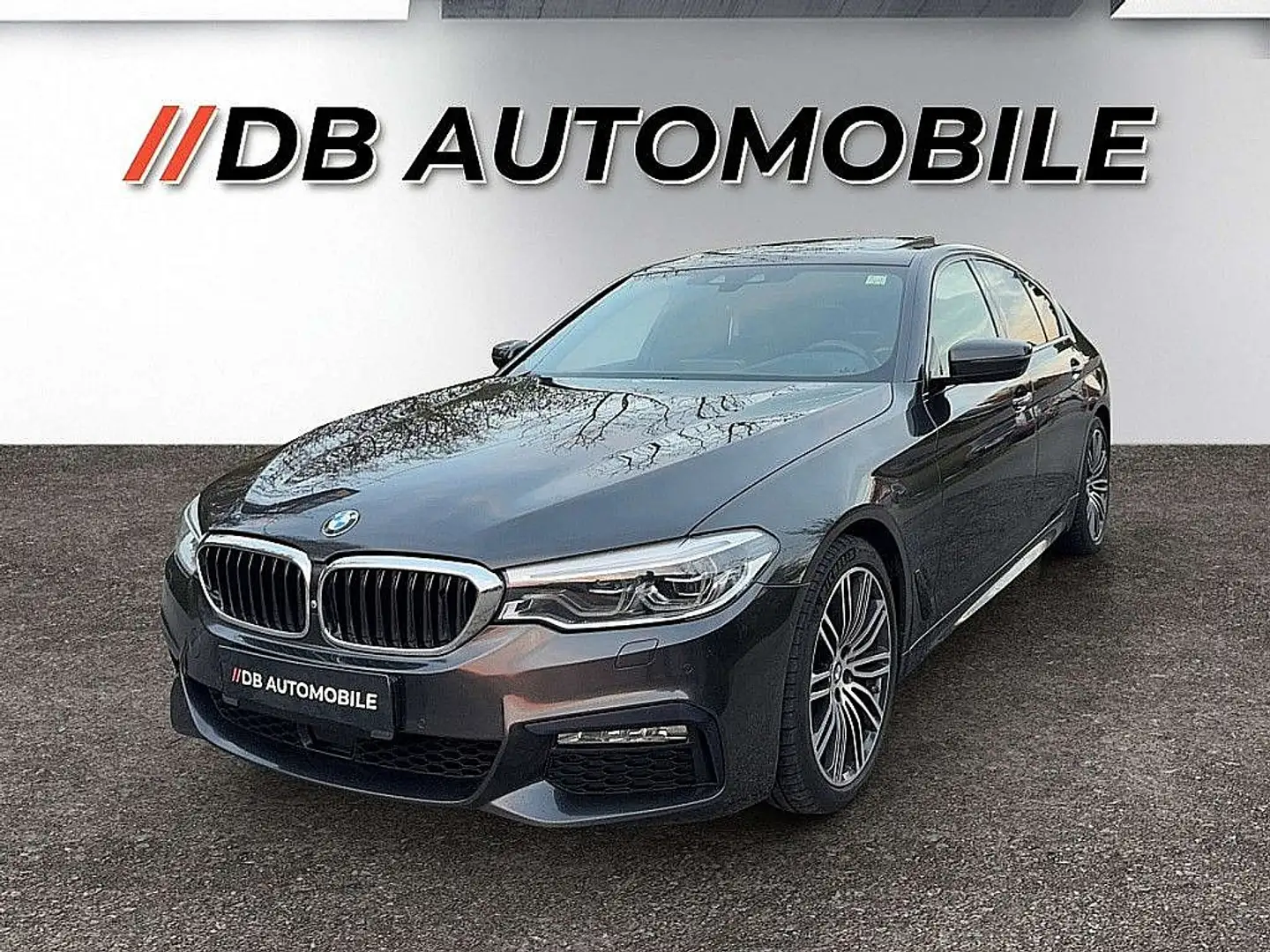 BMW 540 d xDrive Aut, Vollaustattung Grau - 1