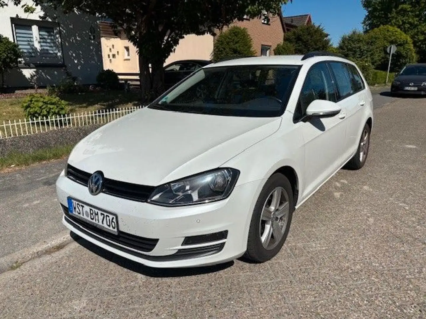 Volkswagen Golf VII Variant Comfortline 1.6 TDI DSG SHZ Nav Weiß - 1