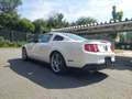 Ford Mustang GT Premium - thumbnail 3