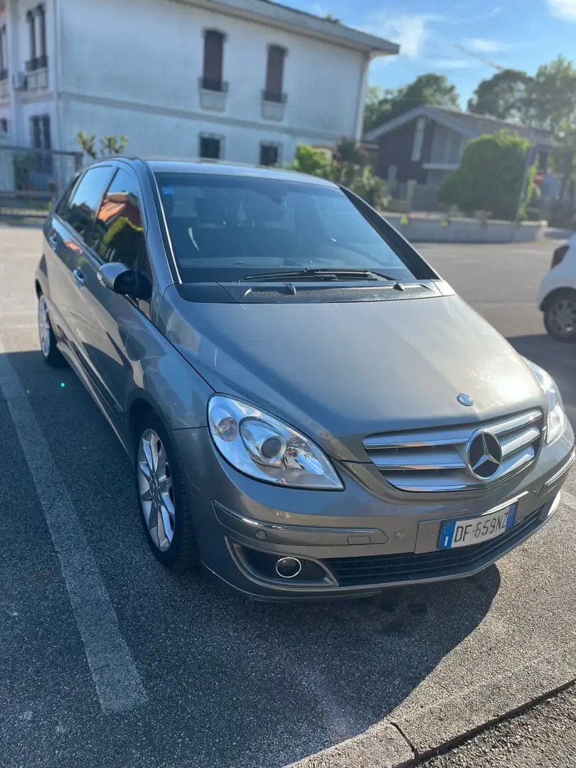 Mercedes-Benz B 200 Sport Line - 1