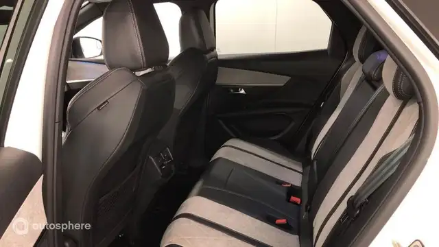 Peugeot 3008 view 13