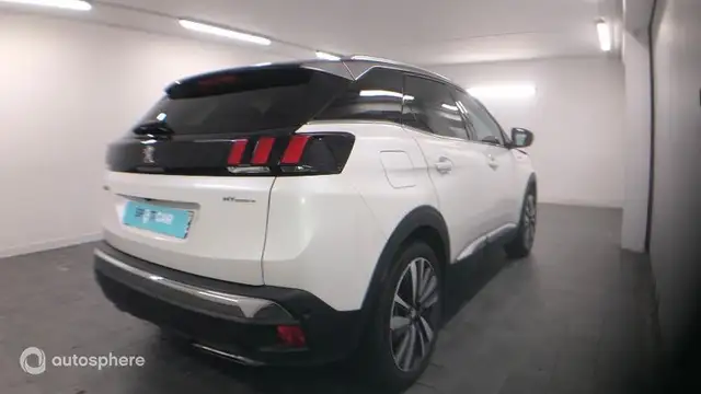 Peugeot 3008 view 5