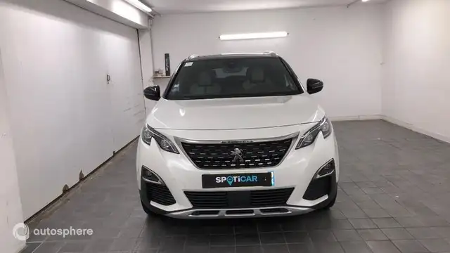 Peugeot 3008 view 2