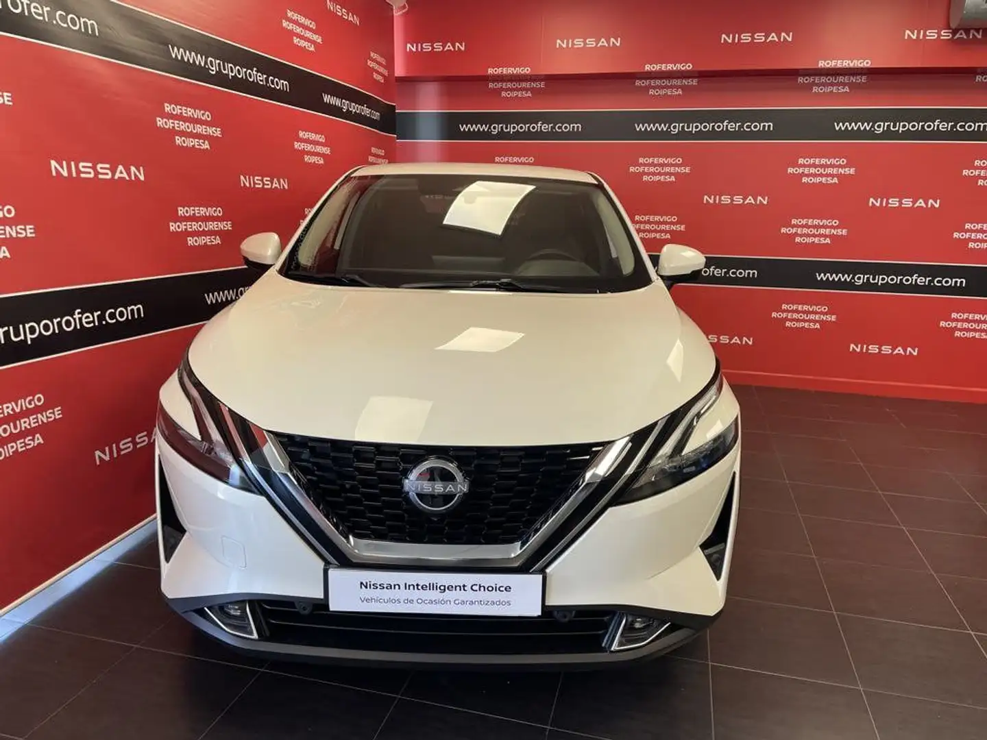 Nissan Qashqai 1.3 DIG-T mHEV 12V N-Connecta 4x2 103kW Wit - 2