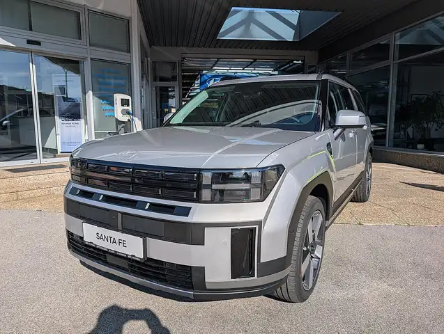 Hyundai SANTA FE Santa Fe 1,6 T-GDI Plug-In 4WD Prestige Line Aut.