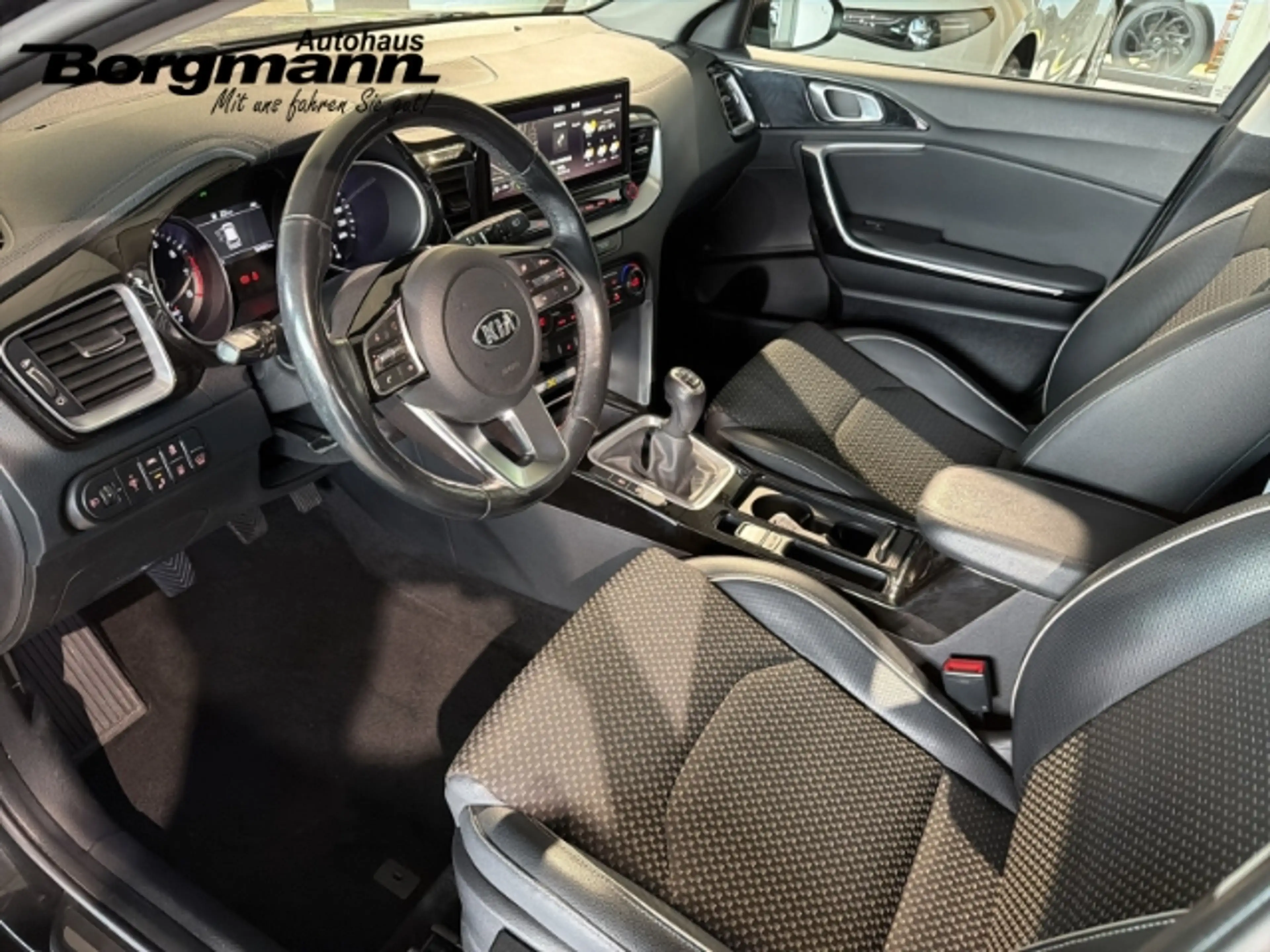 Kia XCeed 1.4 T-GDi Spirit LED - Rückfahrkamera - 8.Fach Ber — photo 9