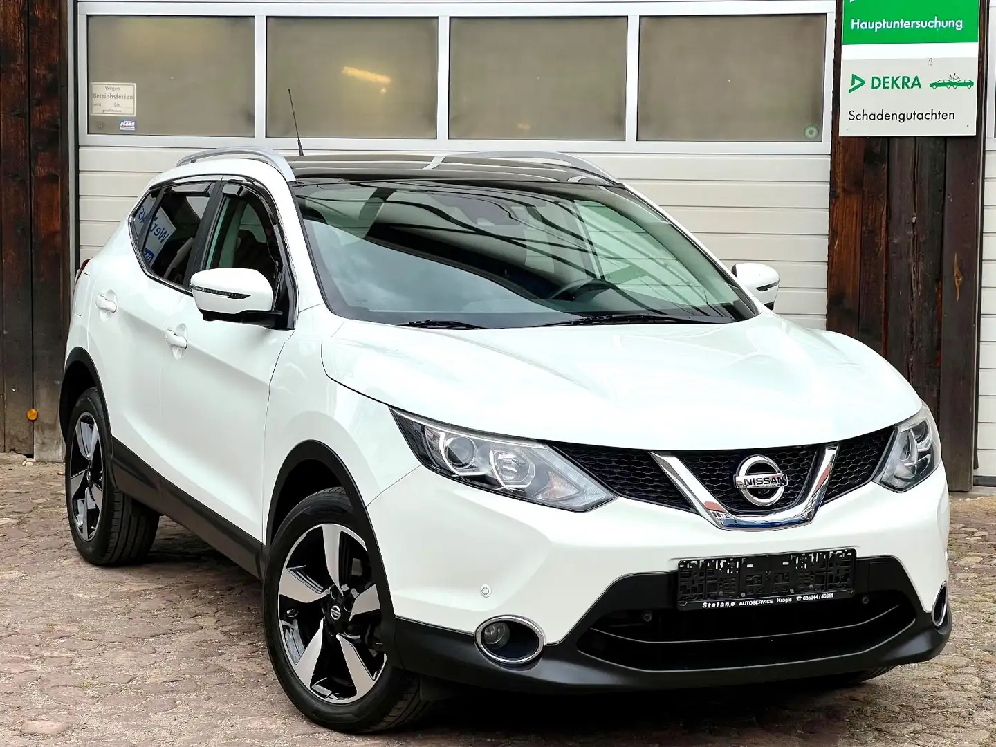 Nissan Qashqai N-Connecta Weiß - 1