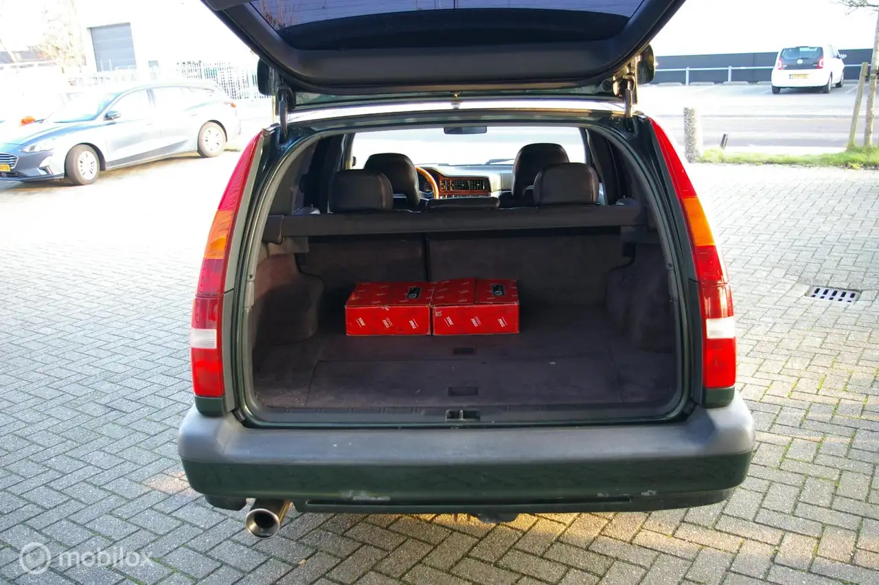 Volvo 850 2.3 T-5 Sports-Line, foto 6