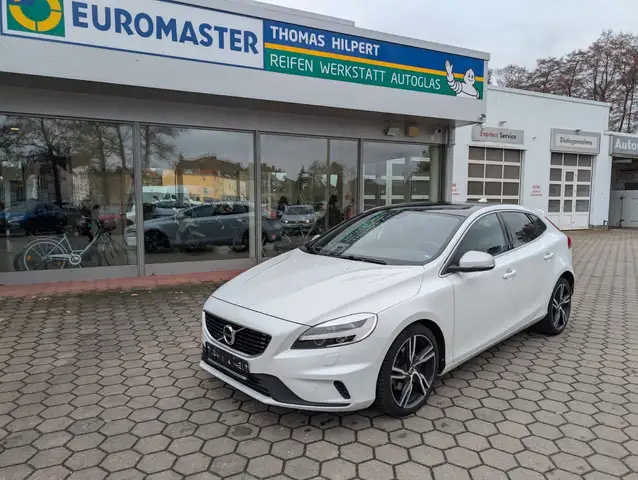 Volvo V40 R-Design