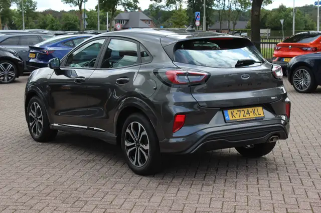 Ford Puma view 3