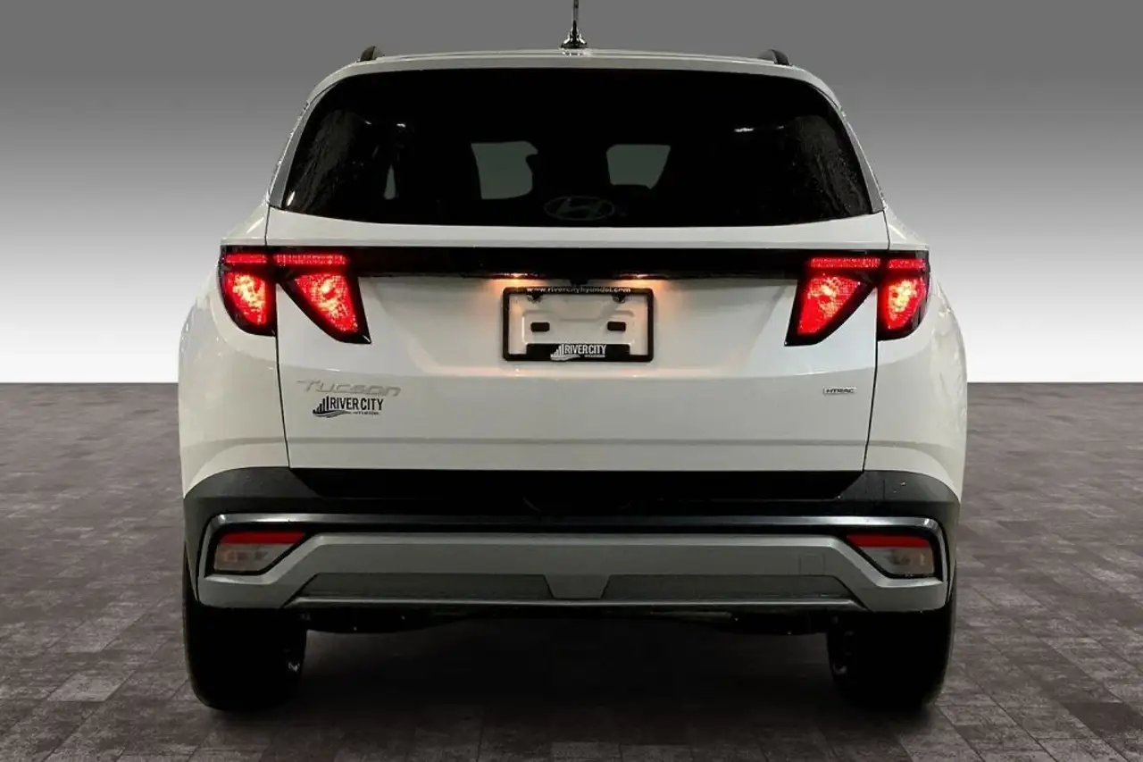 Hyundai TUCSON снимка Hyundai TUCSON