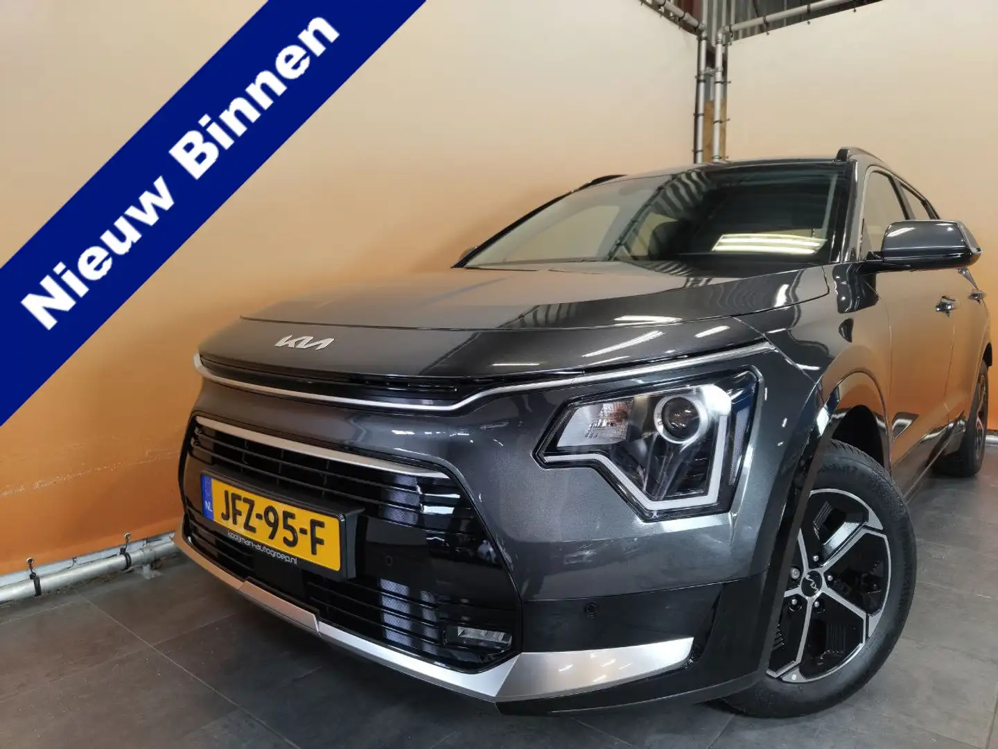 Kia Niro 1.6 GDi Hybrid DynamicLine NL auto | nieuw 200 km! Gris - 1