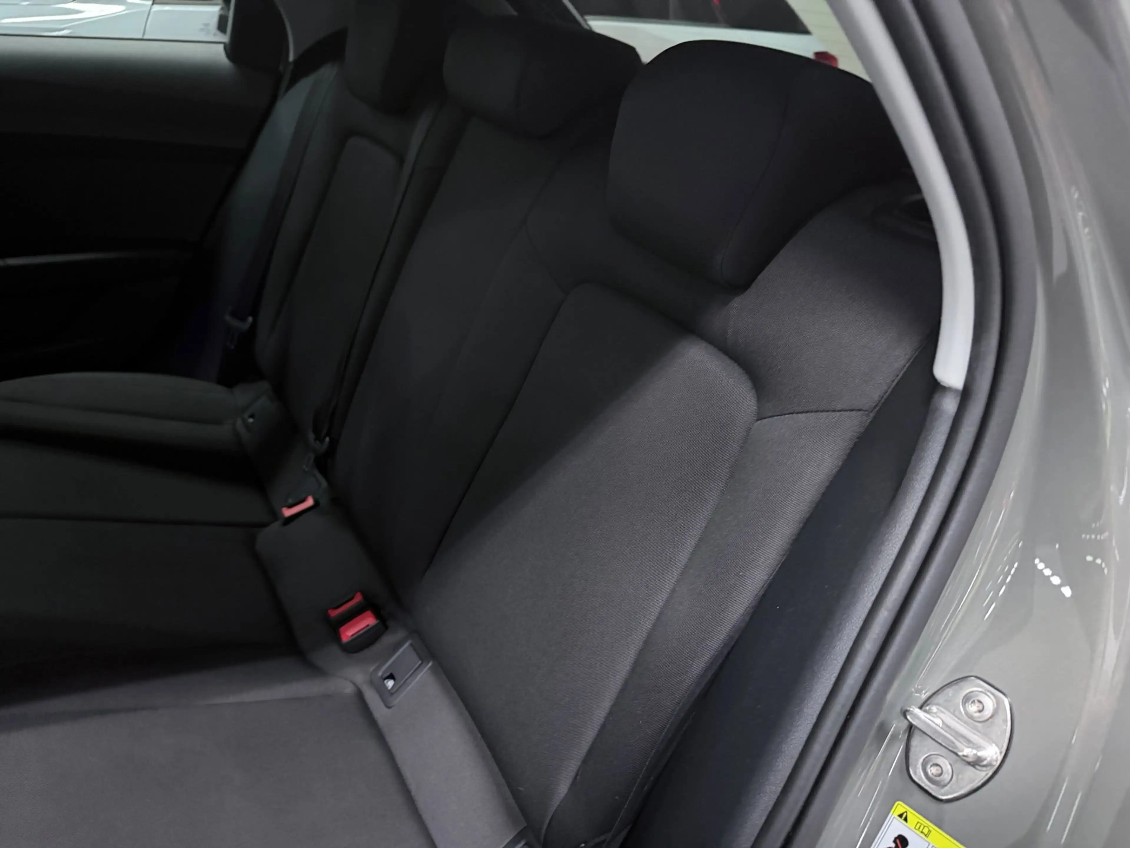 Audi A1 SPORTBACK 35 TFSI edition one NAVI/V-COCKPIT/SFEER — photo 16