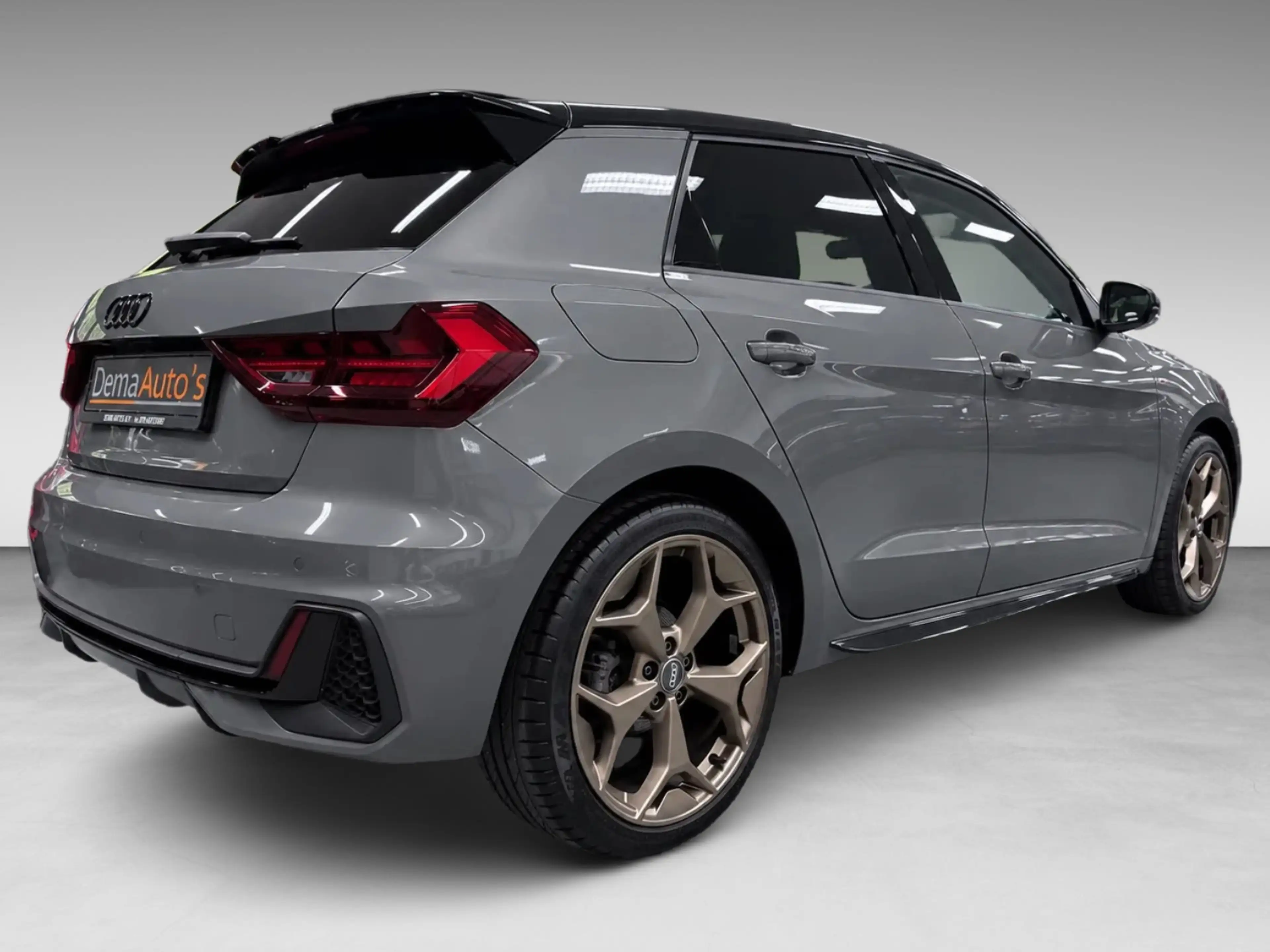 Audi A1 SPORTBACK 35 TFSI edition one NAVI/V-COCKPIT/SFEER — photo 2