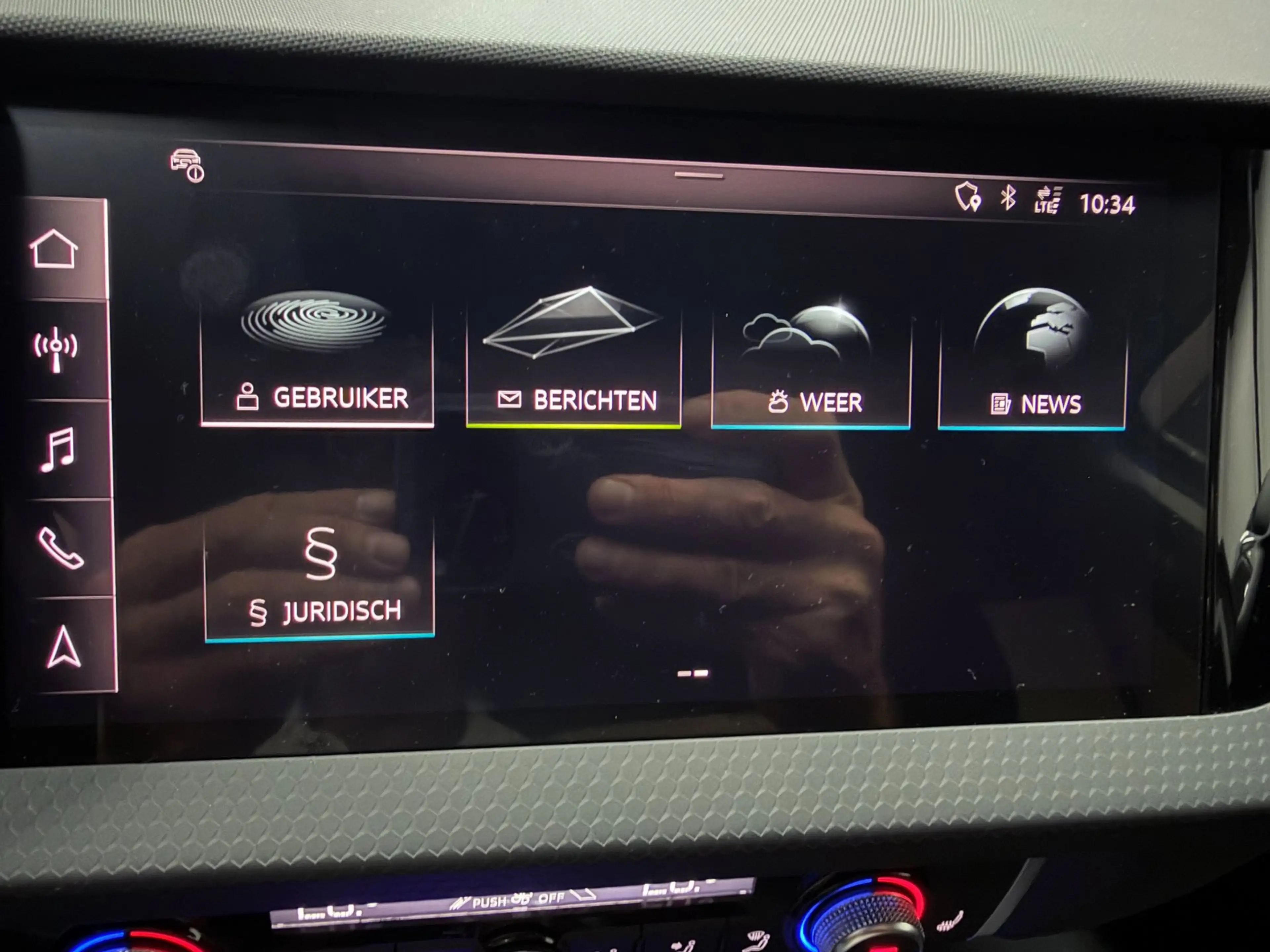 Audi A1 SPORTBACK 35 TFSI edition one NAVI/V-COCKPIT/SFEER — photo 37
