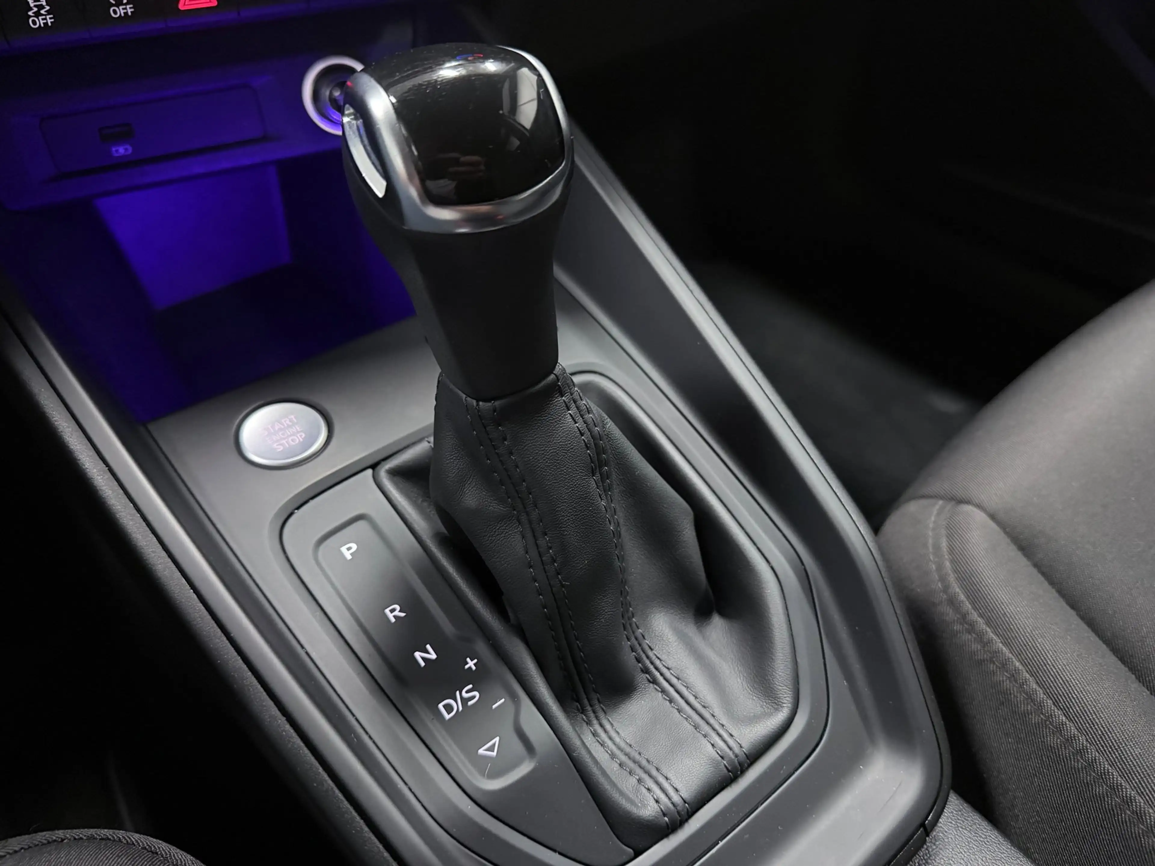 Audi A1 SPORTBACK 35 TFSI edition one NAVI/V-COCKPIT/SFEER — photo 28