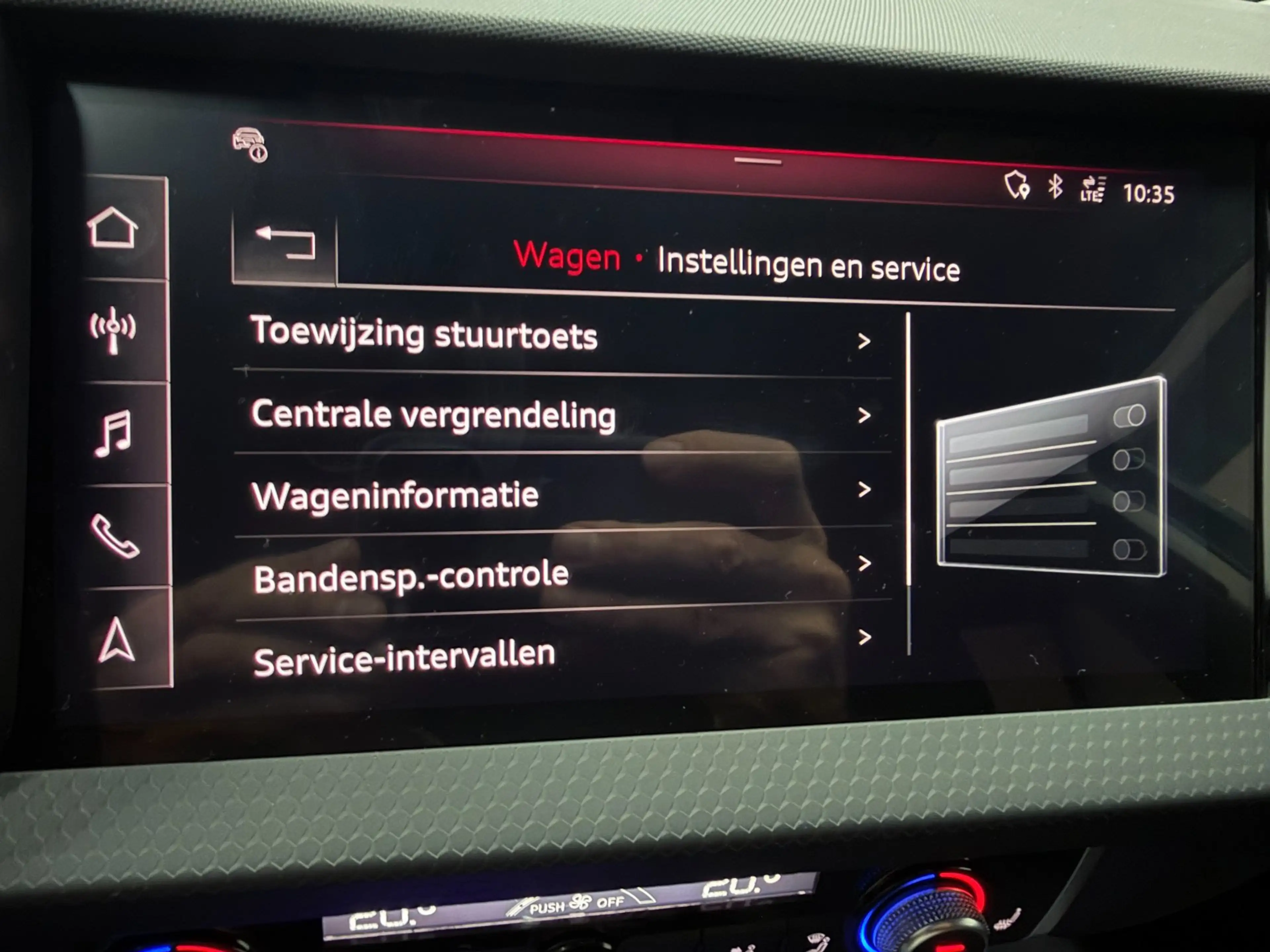 Audi A1 SPORTBACK 35 TFSI edition one NAVI/V-COCKPIT/SFEER — photo 39