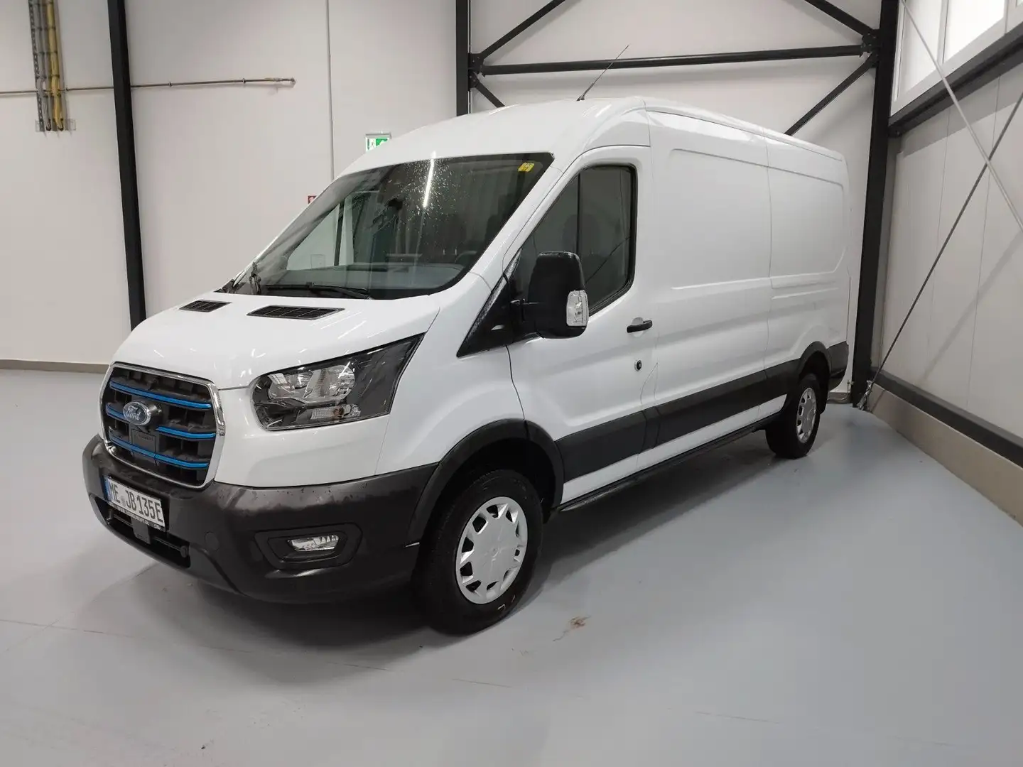 Ford E Transit Kasten 350 L3H2 Trend Tech-P Blanc - 2