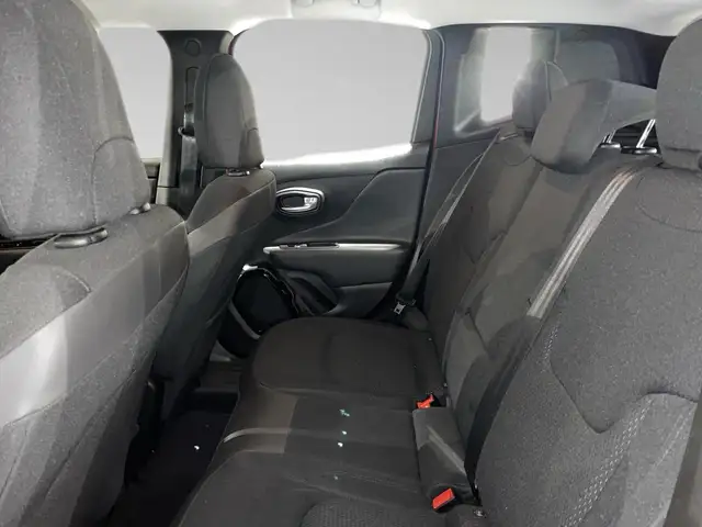 Jeep Renegade view 11