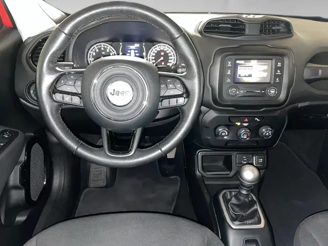 Jeep Renegade view 6