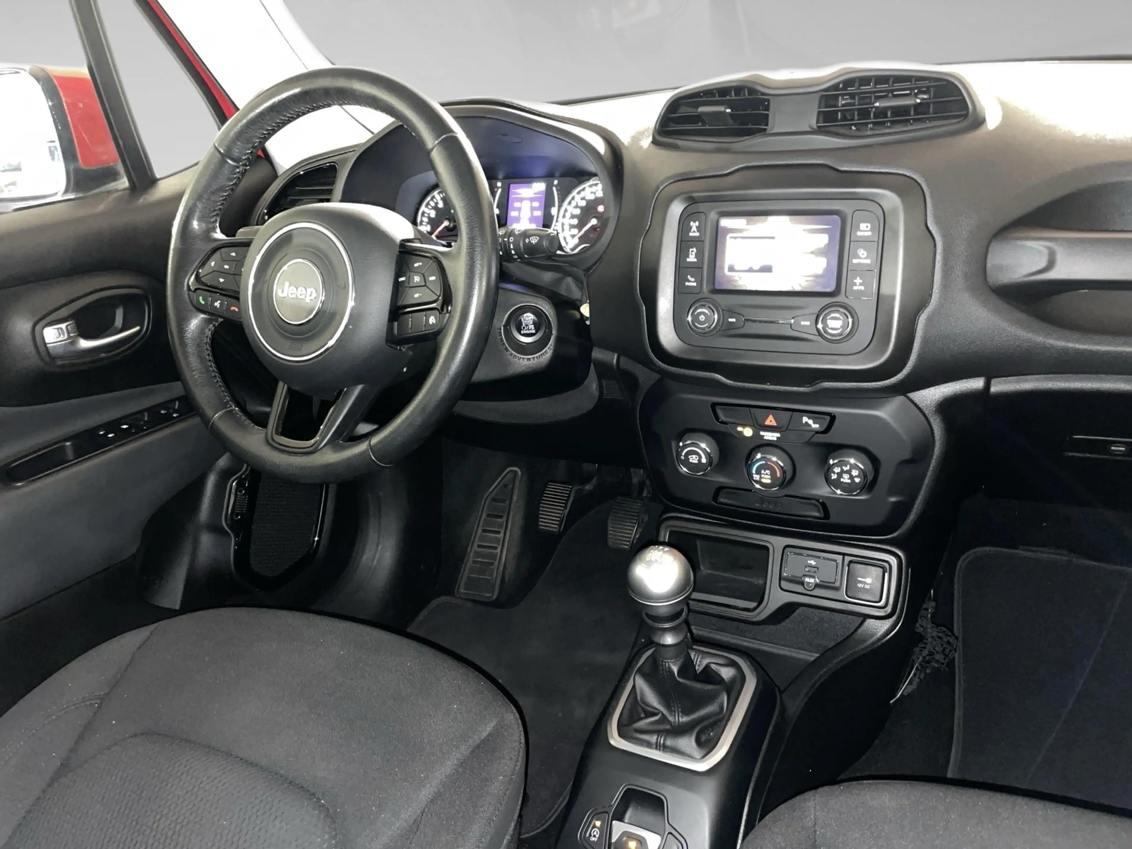 Jeep Renegade 1.4 Turbo MA II 136 4x2 DDCT Longitude — photo 7