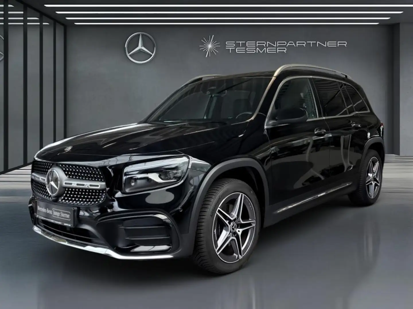 Mercedes-Benz GLB 200 d AMG - Distronic - AHK - Mulitibeam LED Negru - 1