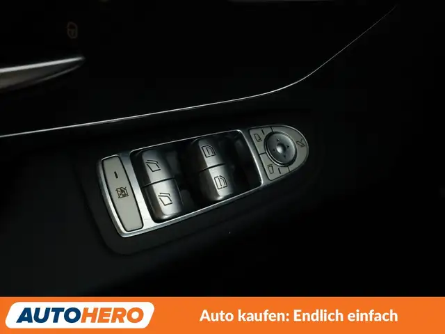 Mercedes-Benz V-Class view 30