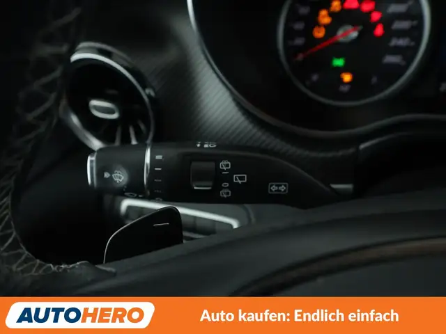 Mercedes-Benz V-Class view 28